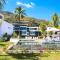 Latitude Luxury Seafront Suite - ريفير نوار