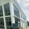 Modern Studio w 55 inches 4K Smart TV, Pool, and More - 马尼拉