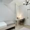 Compass Hostel - Бишкек