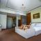 Nirvana Hotel Resort Tetebatu - Тетебату