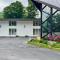 Toll Road Inn