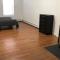 Large and private apartment can sleep up to 8 people comfortably with direct NYC Manhattan train only 5 minute walk away - 伊丽莎白