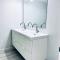 MODERN 2BR 2BA CONDO near AVENTURA! Wi-Fi! Parking