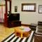 Pacific Lower Apartment Unit#1-*3 min to falls - Niagara Falls