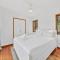 Baumhaus by Discover Stradbroke