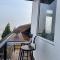 Gia Hạ House View Triền Đồi-Ban công-R03