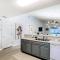 Pet-friendly 3 BR Modern Space, 5 min to Downtown - St. Augustine
