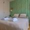 1st line beach, pool, terrace & fibre WIFI - Tarifa