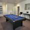 Huge 4BR Pool Table & 75" TV