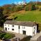 Large Country Farmhouse with Hot Tub and Shropshire Hills View