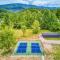 Follies Cottage, Pickleball Court, Creek, WIFI, Mountain Views, Starting at 79"
