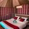 HOOR RUM lUXURY CAMP