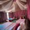 HOOR RUM lUXURY CAMP