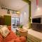 Charming Sukhumvit Shophouse - 2mins walk to skytrain