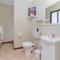 Oceanfront bungalow 3 br/2 ba, Wifi Fireplace: Guppy Huys