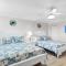 Abaco - Large waterfront 2x2 end unit with boat slip - كي ويست