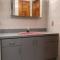 Private house with 4 bedrooms and 2 bathrooms and direct NYC Manhattan train only 10 minute walk away