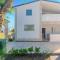 Pet Friendly Apartment In Nin With House Sea View