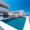 Sunset mood modern ap with a pool for 6