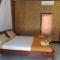 Yaya Bungalows Blue Coral