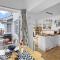 The Boathouse - Panoramic Sea View Retreat, near Town, Marina & Beach, with Parking