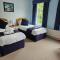 Mandalay Holiday Home - Amesbury