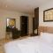 Crowne Pyramids view inn - 开罗