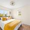 Radiant Retreat Ideal for LegoLand, Windsor, & LHR - Slough