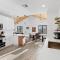 Hummingbird Harmony House with BBQ and Hot Tub in Downtown Phoenix - Phoenix