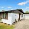 6 person holiday home in Dronningmølle-By Traum