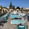 Sand Pebbles Resort - Amazing 2 Bedroom Condo Right by the Beaches & Attractions - Solana Beach