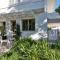 Clifton YOLO Spaces - Clifton Mansion Villa