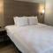 MainStay Suites - Springfield