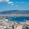 Modern Apt with Private Terrace in Piraeus - Pireusz