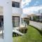 Puente Romano Premium Villa Rooftop & Garden