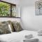 FREE PARKING Stylish and Relaxing Holiday Home - Merton