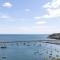 Lighthouse View - Woodburner & Sea Views
