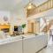 Game Room and Fire Pit Poconos Family Getaway - Tobyhanna