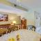 Anaheim Home with Pool, 14 Mi to Disneyland! - أنهايم