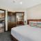 Oxford Hotel Bend