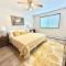 Charming & Spacious Apartment with Deck