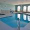 Holiday Inn Express & Suites Farmington Bloomfield by IHG