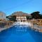 SPONGIA HOTEL SUITES & Spa
