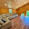31R Brand new log home on quiet side street in Bethlehem, close to Main Street! 20 min to skiing - بيثليهيم