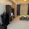 Henry's Newport Condotel - Manila