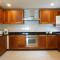 Villa Emerald Sand - Beach Front 4 Bed Pool Villa