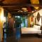 Villa Emerald Sand - Beach Front 4 Bed Pool Villa