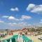 The Beach & Town Suite - Free Parking