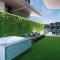 Oceana Resort Luxury Sky Villa with Panoramic Views, Super Size Terrace, Jacuzzi and Bar - by Exclusive Holiday Homes