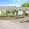 Apple Tree Cottage - East Forde Farm - Cheriton Fitzpaine